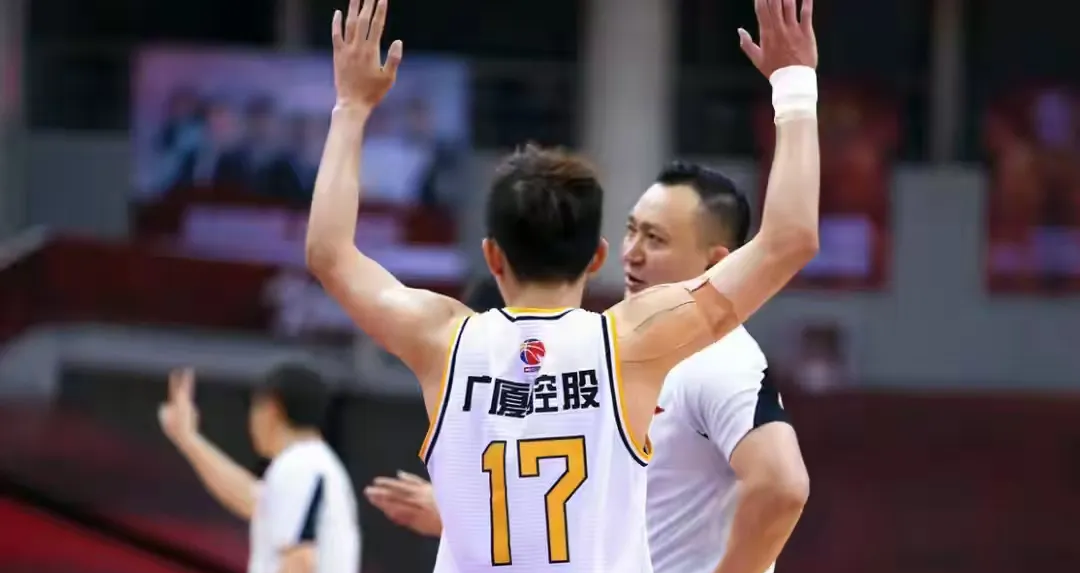 中国青年篮球才华横溢，备受关注
