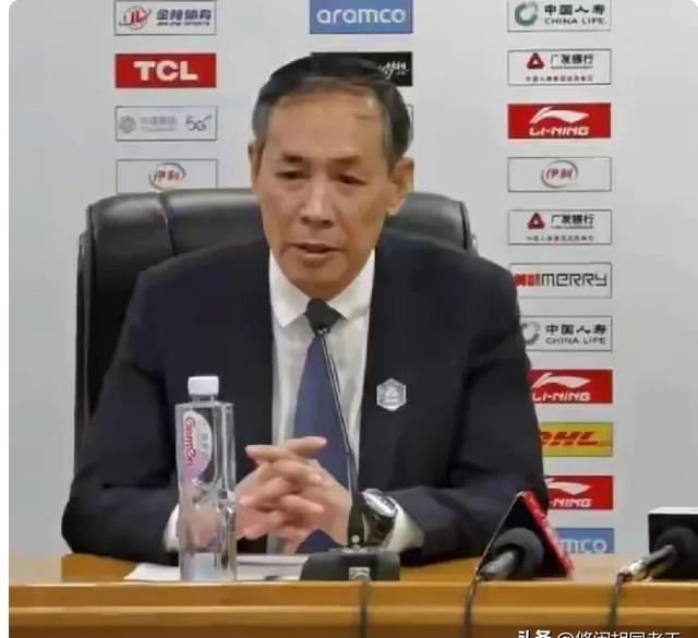 关于昔日冠军球队迎来突破性胜利，士气高涨向前的信息
